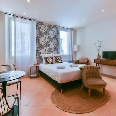 B062-studio Palais Des Festivals *